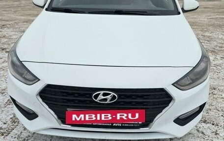 Hyundai Solaris II рестайлинг, 2018 год, 999 999 рублей, 15 фотография