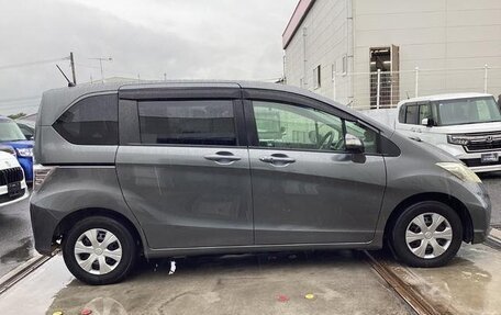 Honda Freed I, 2013 год, 794 000 рублей, 10 фотография