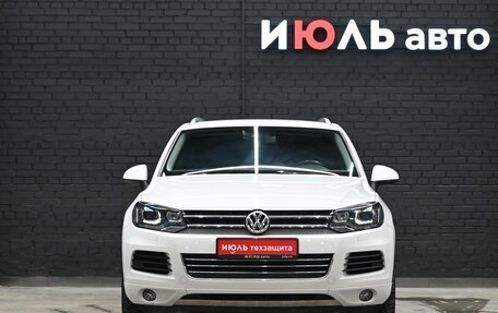 Volkswagen Touareg III, 2012 год, 2 400 000 рублей, 2 фотография