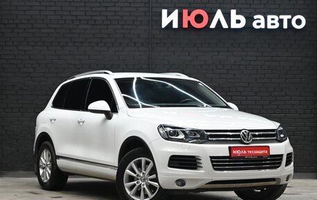 Volkswagen Touareg III, 2012 год, 2 400 000 рублей, 3 фотография