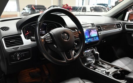 Volkswagen Touareg III, 2012 год, 2 400 000 рублей, 14 фотография