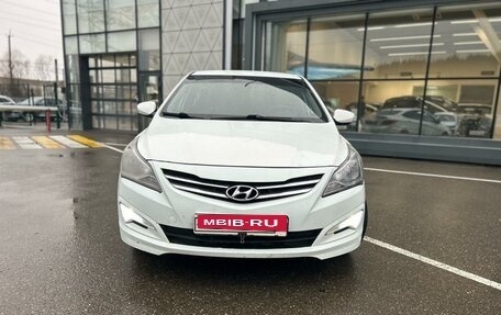 Hyundai Solaris II рестайлинг, 2015 год, 999 000 рублей, 3 фотография