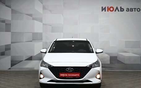 Hyundai Solaris II рестайлинг, 2020 год, 1 585 000 рублей, 2 фотография