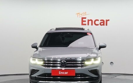 Volkswagen Tiguan II, 2022 год, 3 205 000 рублей, 4 фотография