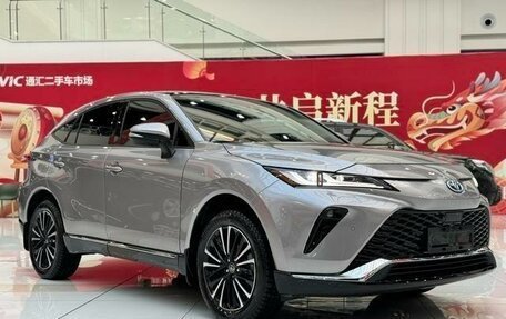 Toyota Venza, 2022 год, 3 850 000 рублей, 3 фотография