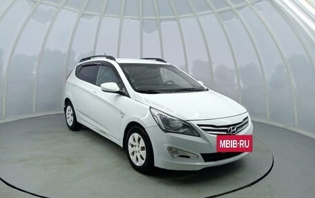 Hyundai Solaris II рестайлинг, 2015 год, 1 070 000 рублей, 3 фотография