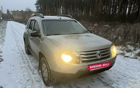 Renault Duster I рестайлинг, 2013 год, 900 000 рублей, 3 фотография