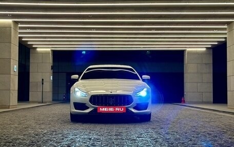 Maserati Quattroporte VI, 2020 год, 6 050 000 рублей, 2 фотография