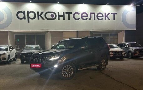 Toyota Land Cruiser Prado 150 рестайлинг 2, 2017 год, 4 650 000 рублей, 1 фотография