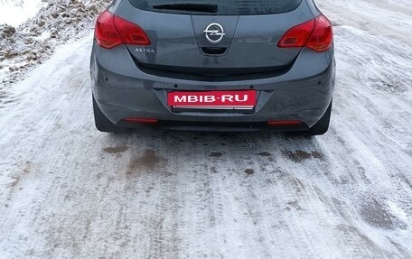 Opel Astra J, 2010 год, 780 000 рублей, 7 фотография