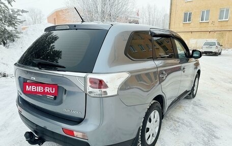 Mitsubishi Outlander III рестайлинг 3, 2012 год, 1 215 000 рублей, 2 фотография