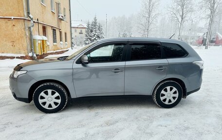 Mitsubishi Outlander III рестайлинг 3, 2012 год, 1 215 000 рублей, 5 фотография