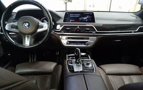 BMW 7 серия, 2018 год, 3 950 000 рублей, 5 фотография