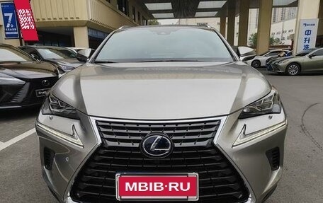 Lexus NX I, 2021 год, 3 800 000 рублей, 2 фотография