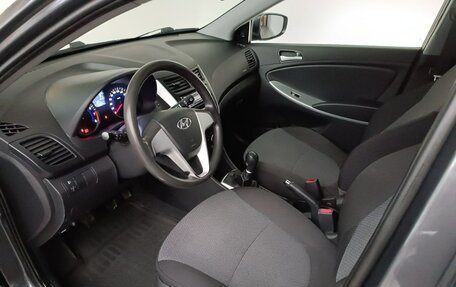 Hyundai Solaris II рестайлинг, 2012 год, 700 000 рублей, 13 фотография