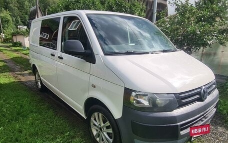 Volkswagen Transporter T5 рестайлинг, 2013 год, 2 200 000 рублей, 19 фотография