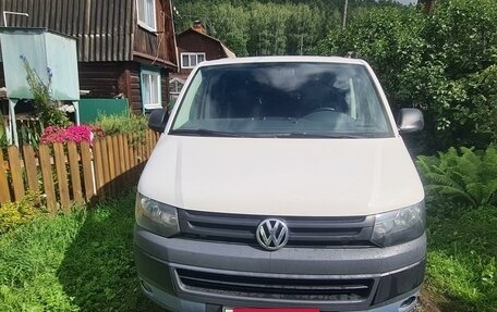 Volkswagen Transporter T5 рестайлинг, 2013 год, 2 200 000 рублей, 17 фотография