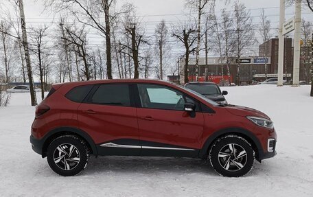 Renault Kaptur I рестайлинг, 2018 год, 1 752 000 рублей, 5 фотография