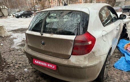 BMW 1 серия, 2011 год, 465 000 рублей, 9 фотография