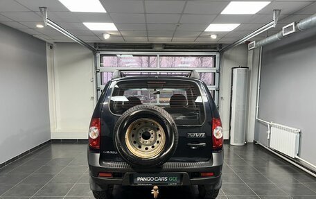 Chevrolet Niva I рестайлинг, 2011 год, 650 000 рублей, 5 фотография