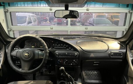 Chevrolet Niva I рестайлинг, 2011 год, 650 000 рублей, 11 фотография