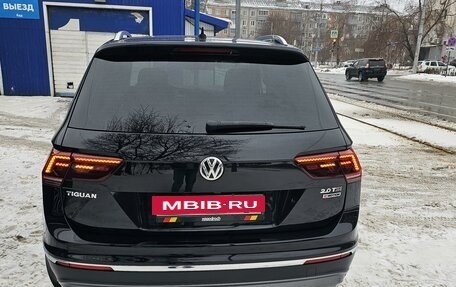 Volkswagen Tiguan II, 2017 год, 2 650 000 рублей, 2 фотография