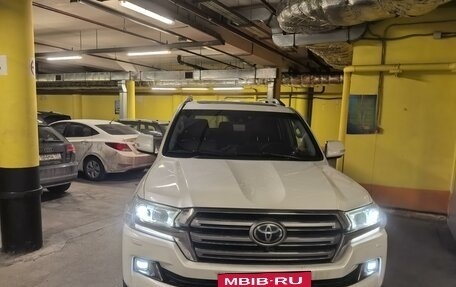 Toyota Land Cruiser 200, 2015 год, 6 500 000 рублей, 3 фотография