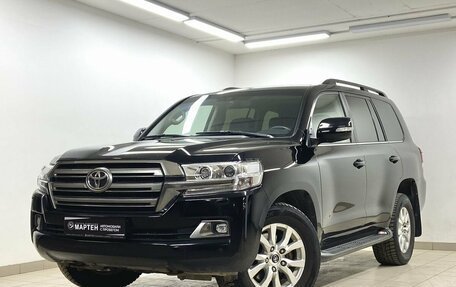 Toyota Land Cruiser 200, 2017 год, 6 395 000 рублей, 7 фотография