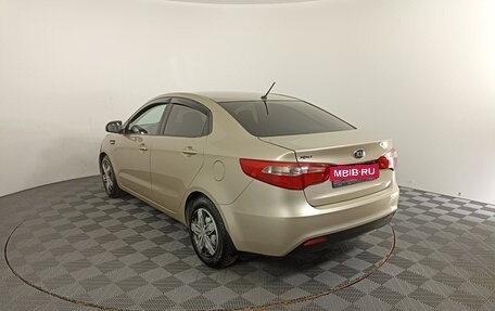 KIA Rio III рестайлинг, 2014 год, 979 000 рублей, 7 фотография