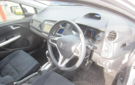 Honda Insight II рестайлинг, 2012 год, 755 000 рублей, 13 фотография