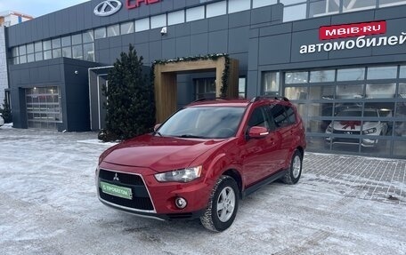 Mitsubishi Outlander III рестайлинг 3, 2011 год, 1 095 000 рублей, 1 фотография