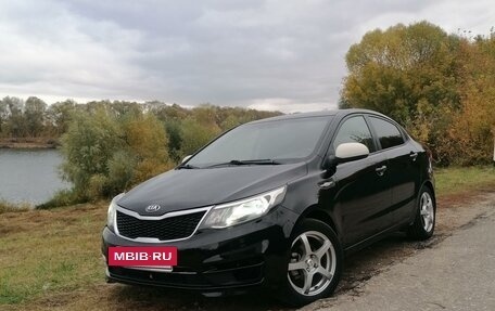 KIA Rio III рестайлинг, 2016 год, 880 000 рублей, 9 фотография