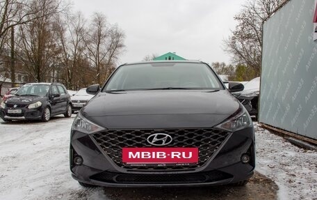 Hyundai Solaris II рестайлинг, 2021 год, 1 699 000 рублей, 2 фотография