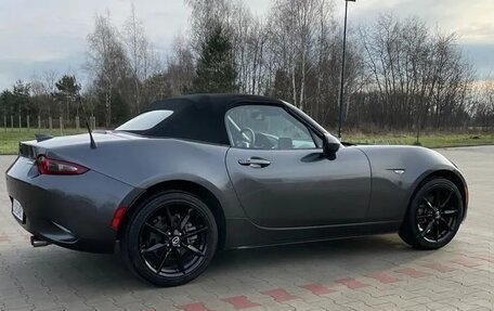 Mazda MX-5, 2021 год, 2 900 000 рублей, 11 фотография