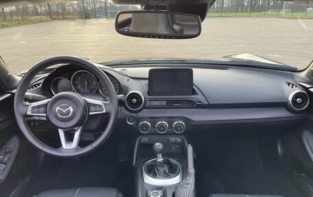 Mazda MX-5, 2021 год, 2 900 000 рублей, 19 фотография