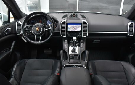 Porsche Cayenne III, 2017 год, 5 360 000 рублей, 6 фотография