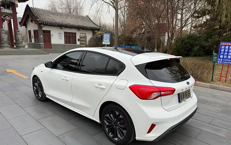 Ford Focus IV, 2022 год, 1 750 035 рублей, 4 фотография