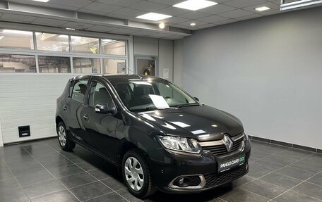 Renault Sandero II рестайлинг, 2014 год, 965 000 рублей, 3 фотография