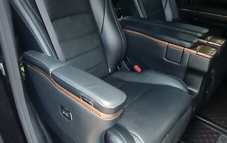 Toyota Alphard III, 2016 год, 4 700 000 рублей, 11 фотография