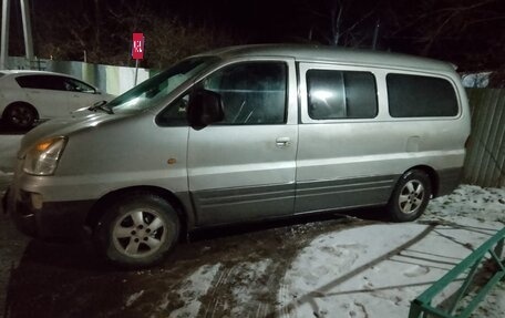 Hyundai Starex I рестайлинг, 2004 год, 700 000 рублей, 1 фотография