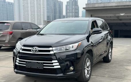 Toyota Highlander III, 2021 год, 3 470 000 рублей, 3 фотография