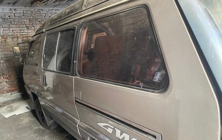 Toyota MasterAce Surf, 1989 год, 140 000 рублей, 5 фотография