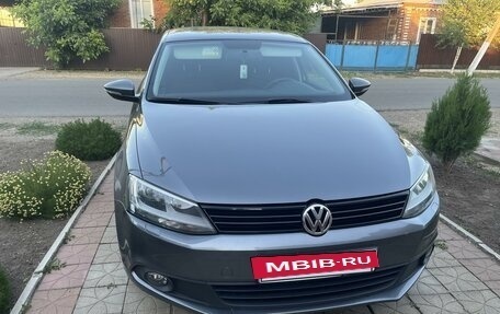 Volkswagen Jetta VI, 2014 год, 1 360 000 рублей, 6 фотография