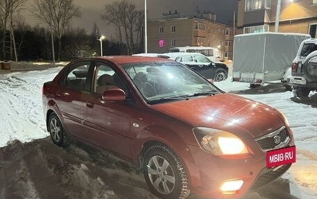 KIA Rio II, 2009 год, 580 000 рублей, 3 фотография