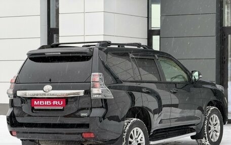 Toyota Land Cruiser Prado 150 рестайлинг 2, 2016 год, 4 900 000 рублей, 16 фотография