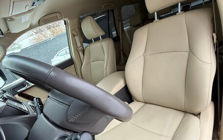 Toyota Land Cruiser Prado 150 рестайлинг 2, 2016 год, 4 900 000 рублей, 23 фотография