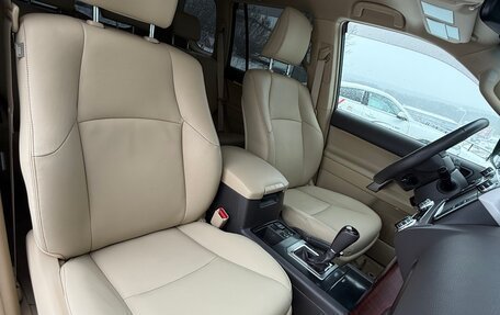 Toyota Land Cruiser Prado 150 рестайлинг 2, 2016 год, 4 900 000 рублей, 25 фотография