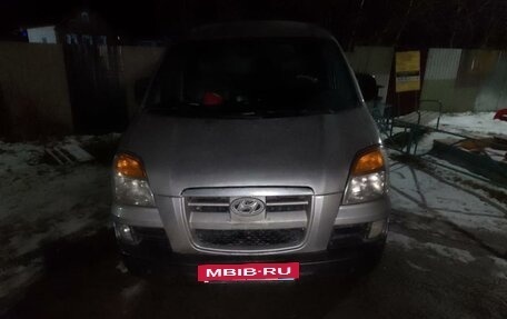 Hyundai Starex I рестайлинг, 2004 год, 700 000 рублей, 8 фотография