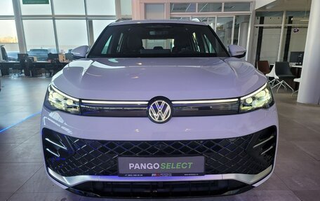 Volkswagen Tiguan, 2024 год, 5 550 000 рублей, 2 фотография