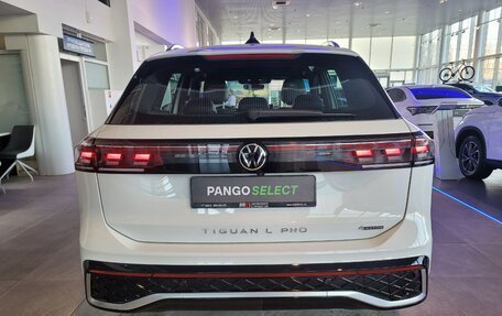 Volkswagen Tiguan, 2024 год, 5 550 000 рублей, 6 фотография